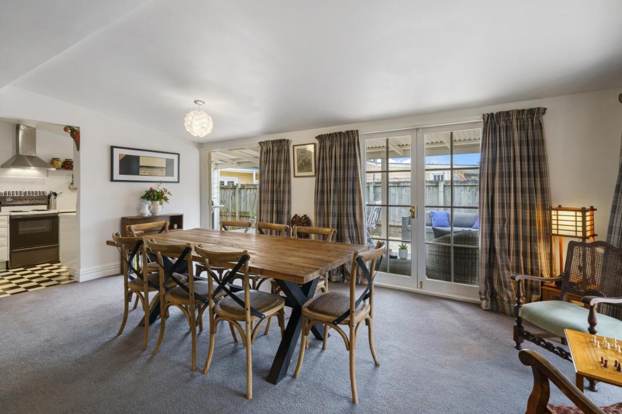 Pendreigh Cottage - Martinborough Holiday Home מראה חיצוני תמונה