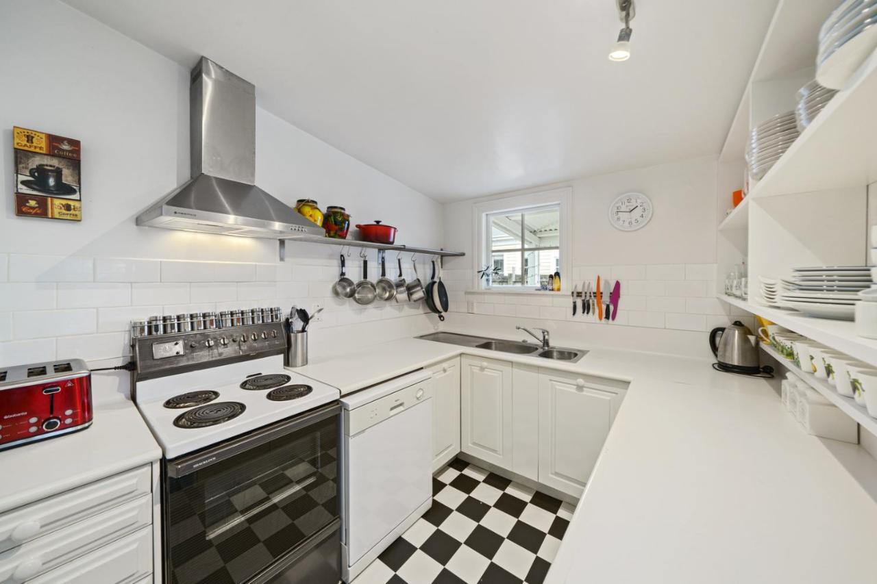 Pendreigh Cottage - Martinborough Holiday Home מראה חיצוני תמונה