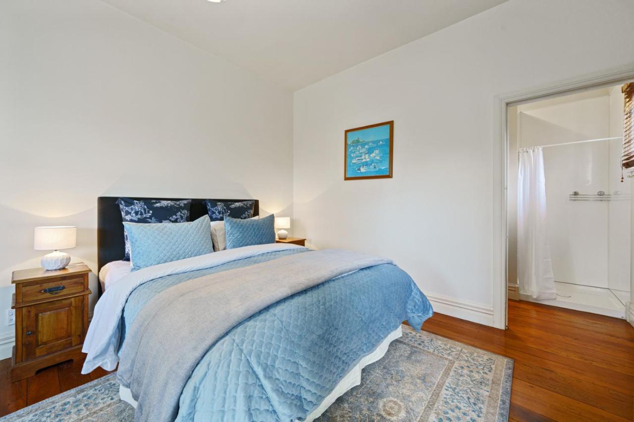 Pendreigh Cottage - Martinborough Holiday Home מראה חיצוני תמונה