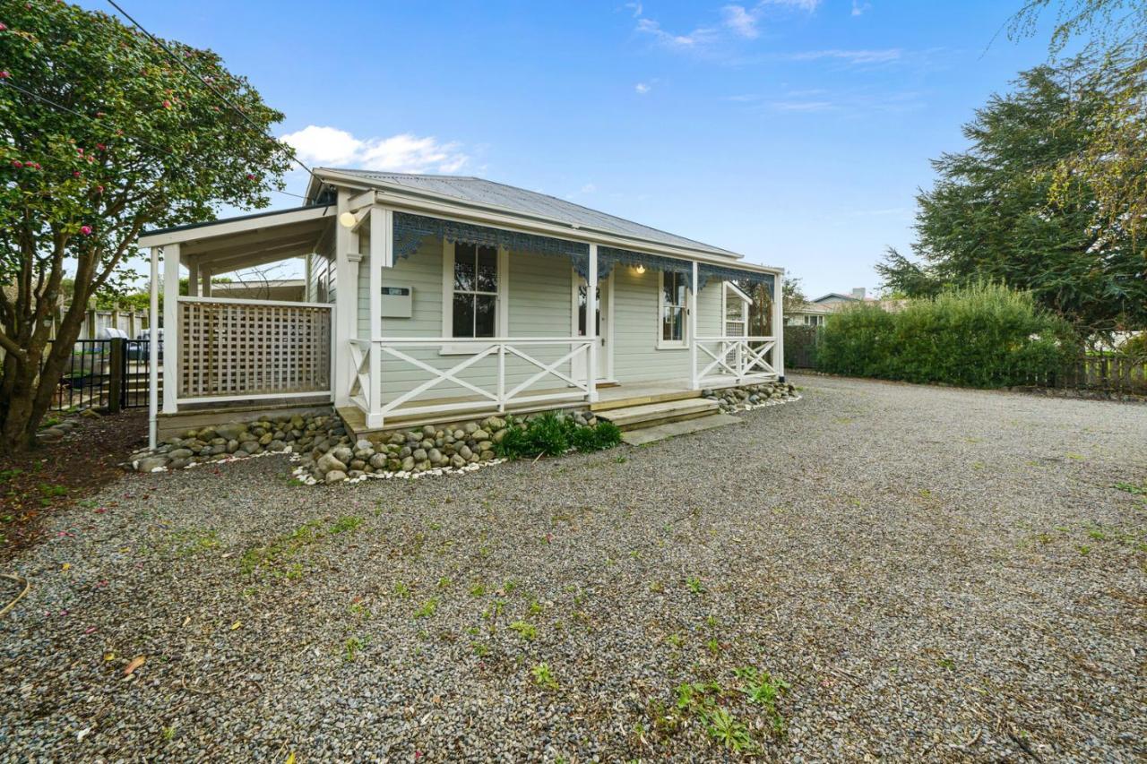 Pendreigh Cottage - Martinborough Holiday Home מראה חיצוני תמונה